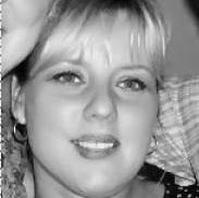 Julie Newton Photo 40