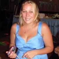 Jennifer Dowling Photo 17