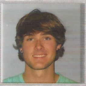 Cameron Reynolds Photo 21