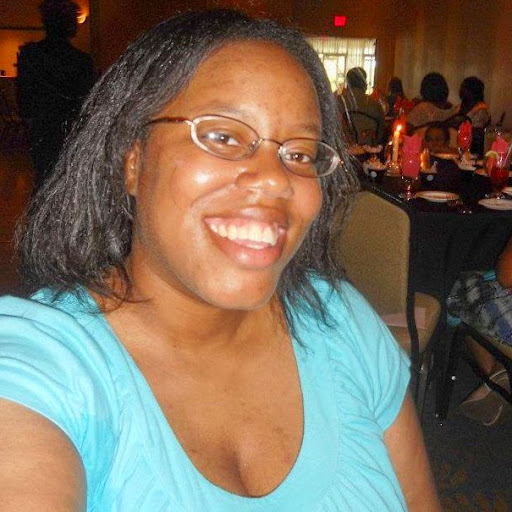 Adrienne Bailey Photo 33