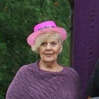 Carole Hayes Photo 41