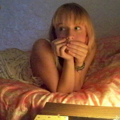 Hannah Rogers Photo 12