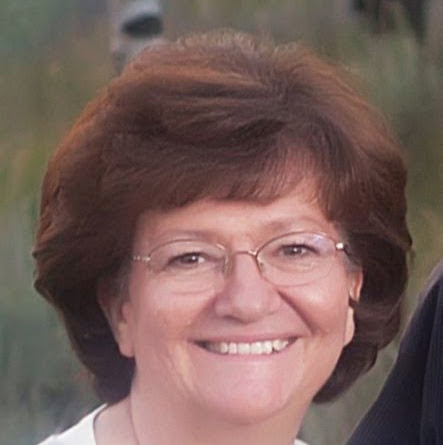 Debra Lewis Photo 4
