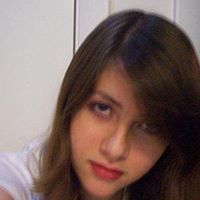 Tara Mills Photo 6