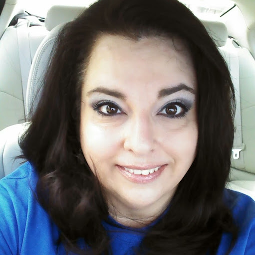 Elizabeth Graves Photo 24