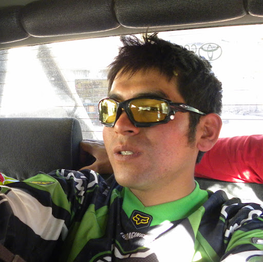 Erick Salas Photo 9