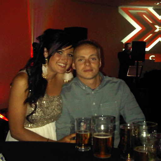 Jodie Miller Photo 4