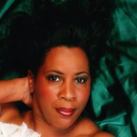 Barbara Perkins Photo 23