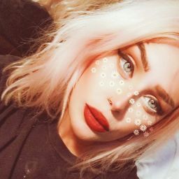 Danielle Lucas Photo 38