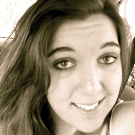 Rebecca Sanders Photo 4