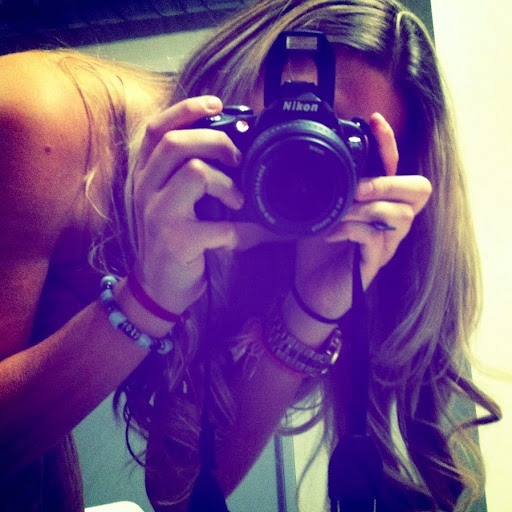 Ana Vallejo Photo 16