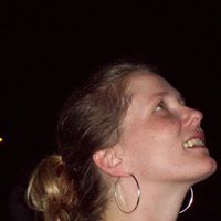 Stephanie Lang Photo 12