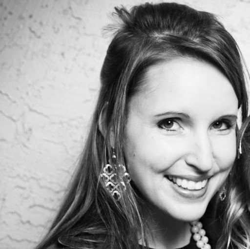 Julie Whitehead Photo 38