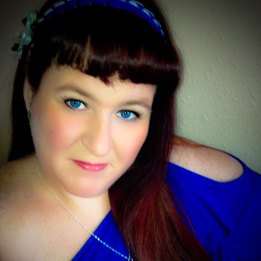 Kristina Fowler Photo 17