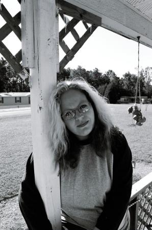 Jennifer Tew Photo 13