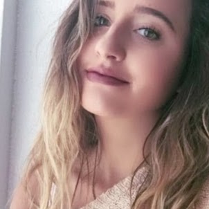 Roberta Fernandez Photo 24