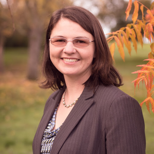 Ellen Hooper Photo 20
