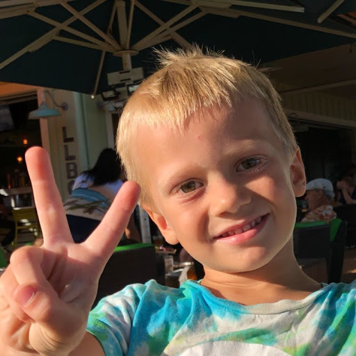 Robin Gilbert Photo 28