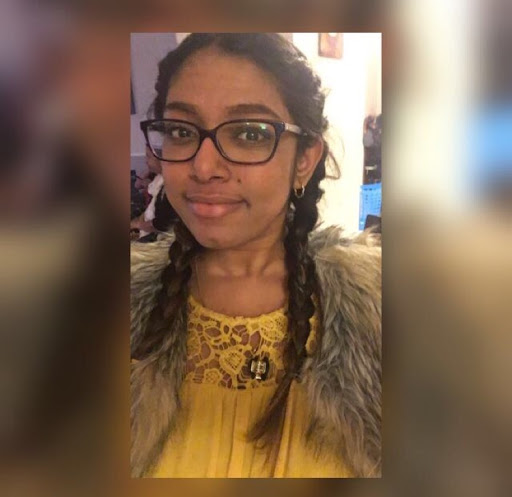 Julia Abraham Photo 16