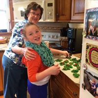 Linda Hendrickson Photo 16