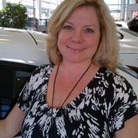Suzanne Streeter Photo 10