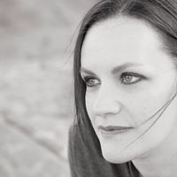 Lisa Christensen Photo 35