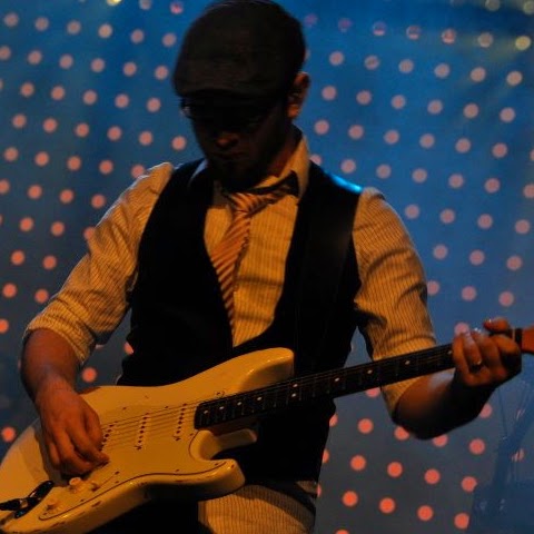 Eric Soto Photo 23