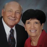 Sue Douglas Photo 33