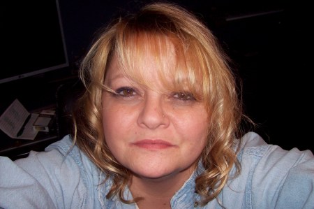 Julie Linder Photo 13