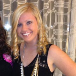 Samantha Hanson Photo 18