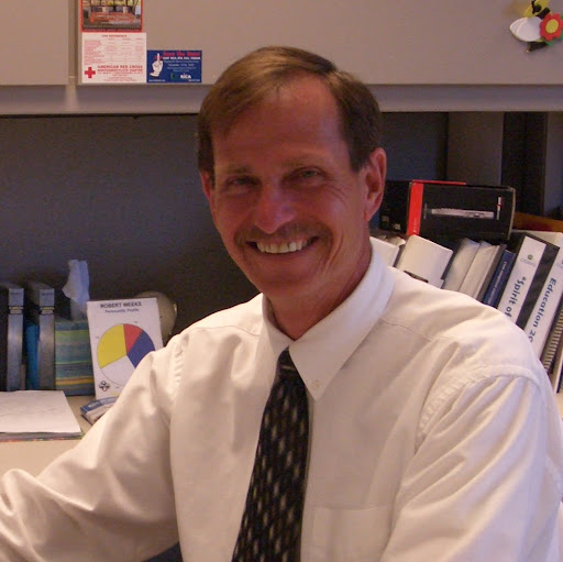 Robert Weeks Photo 43