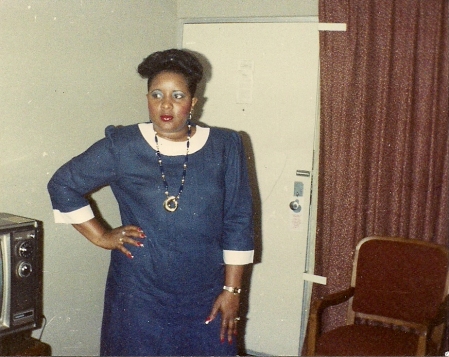 Yolanda Taylor Photo 29