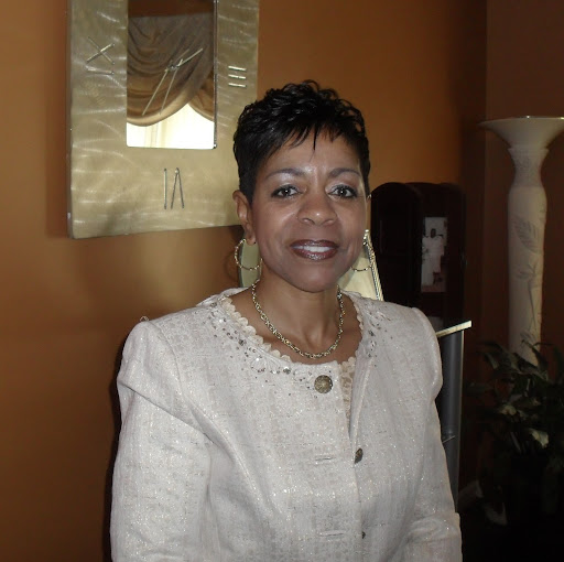 Pamela Mcmillan Photo 32