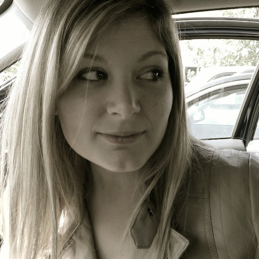 Kelly Helms Photo 19