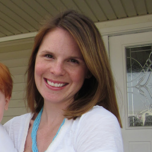 Christina Earhart Photo 5
