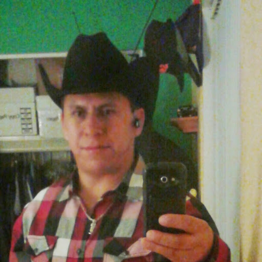 Oscar Bermudez Photo 36