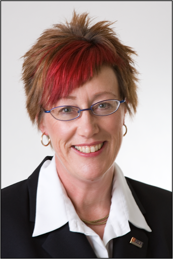 Linda Mcintyre Photo 15
