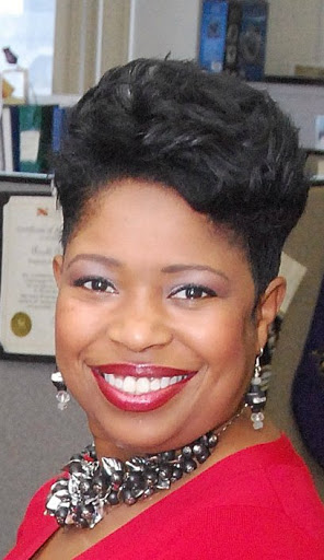 Stacy Edwards Photo 9