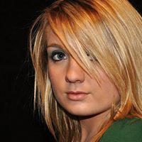 Anna Braithwaite Photo 12