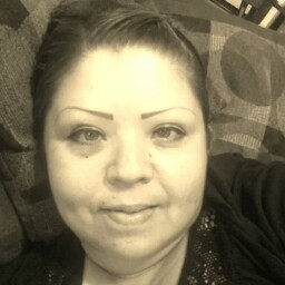 Elizabeth Deal Photo 16