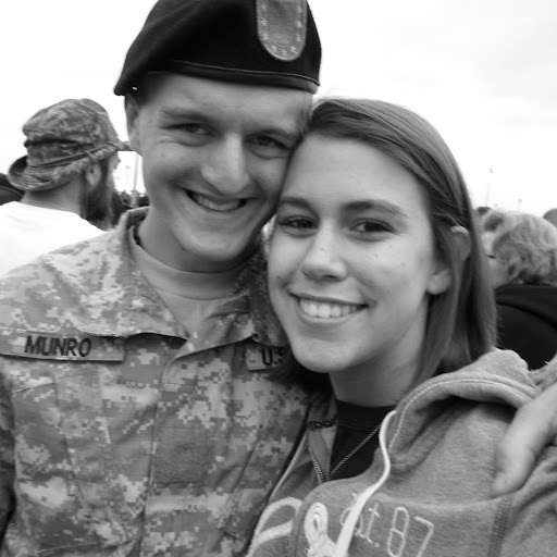 Amber Riddle Photo 16