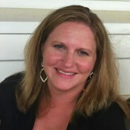 Stephanie Pennington Photo 4