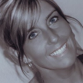 Julie Landry Photo 21