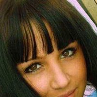 Amber Forbes Photo 13