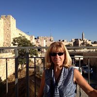 Suzanne Flaherty Photo 14