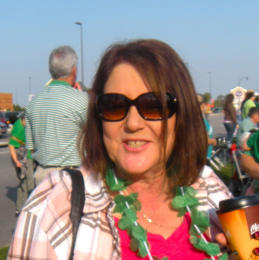 Debbie Burns Photo 18
