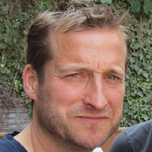 Robin Peters Photo 4