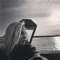 Stephanie Gavin Photo 27