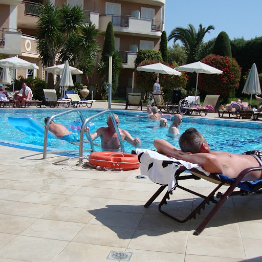 Howard Franklin Photo 23