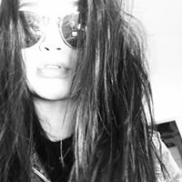 Alexis Lowe Photo 8